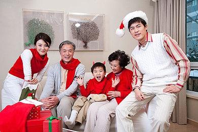 《最终幻想起源：天堂的陌生人》游戏舞台机械遗迹宣传片